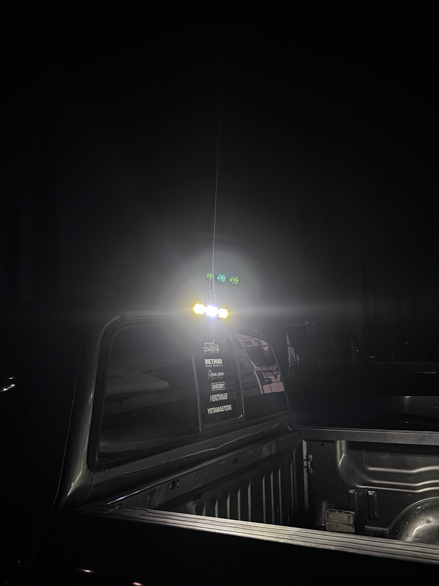 2000-2006 Toyota Tundra Chase Light Housing